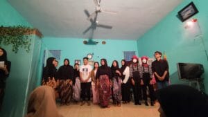 Monday Theater Company Gugat Haru Lewat Pementasan Perdana Ayahku Pulang